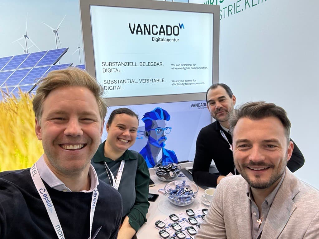 Vancado Team am Messestand
